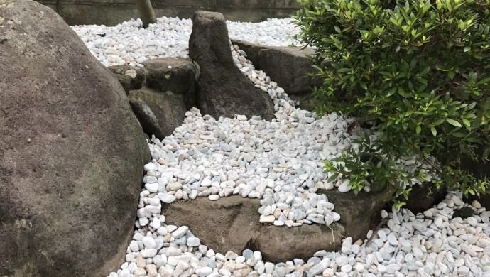 神戸市 Y様邸 庭防草シート・砂利敷
