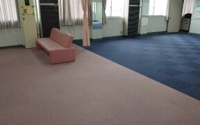 兵庫大学 絨毯の張り替え工事